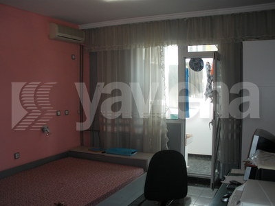 тристаен, Бургас