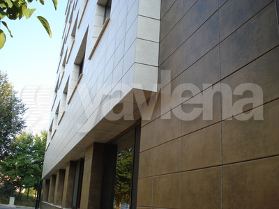 тристаен, София