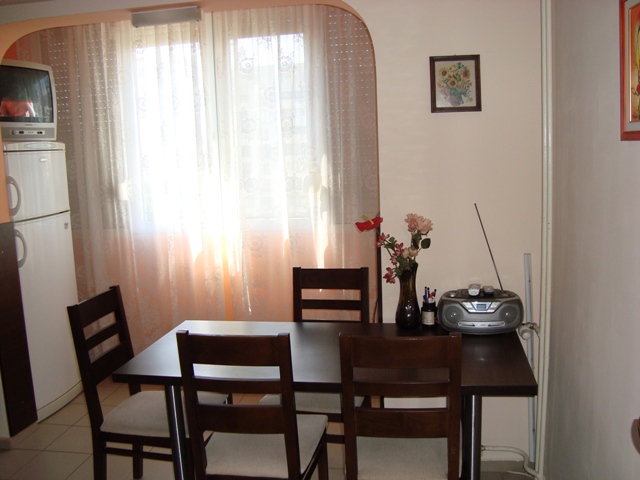 3-стаен апартамент,Център,София
3-bedroom aparatment,Center,Sofia