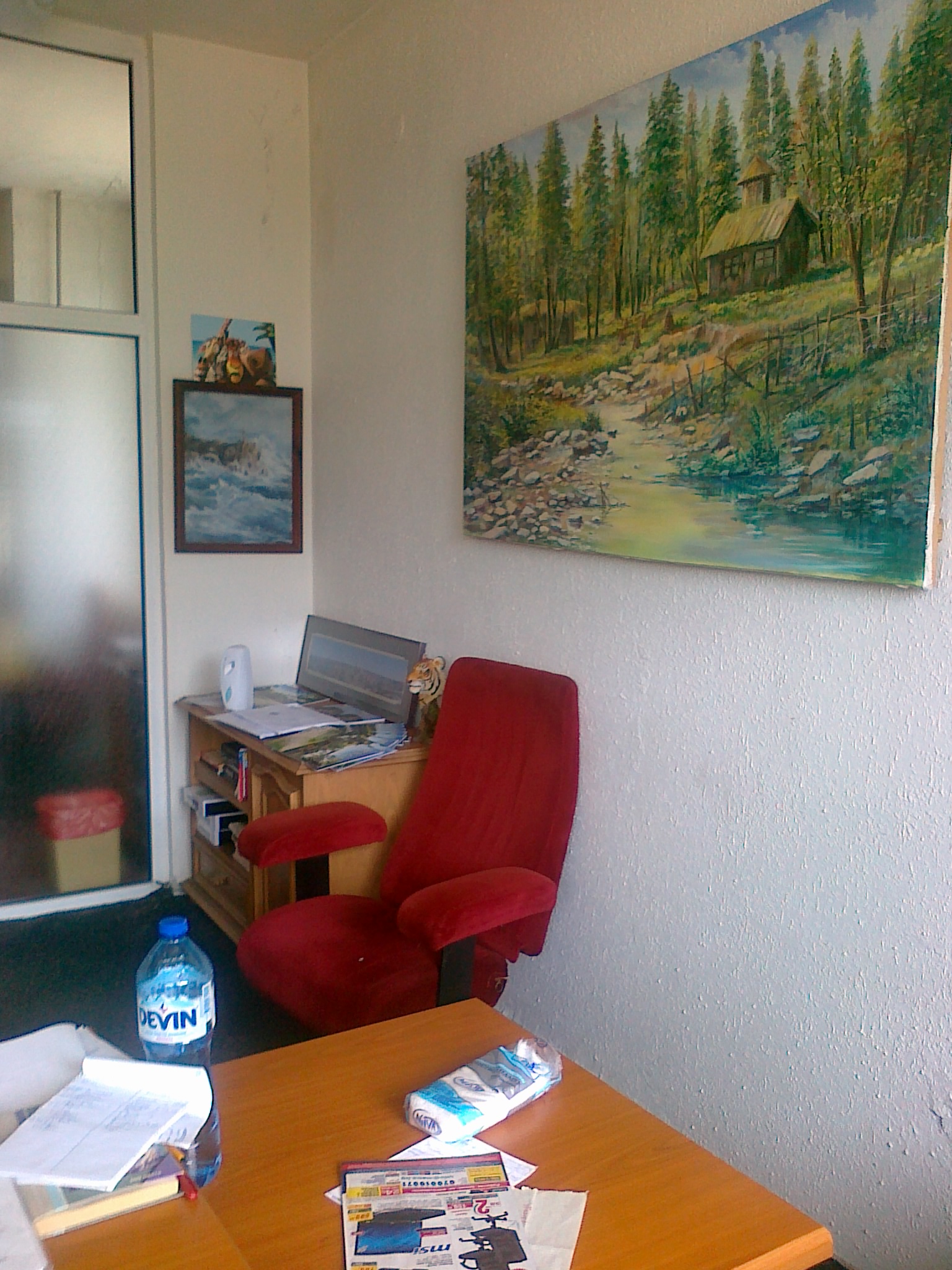 ОБЗАВЕДЕН ОФИС В СУПЕР ЦЕНТЪР БУРГАС