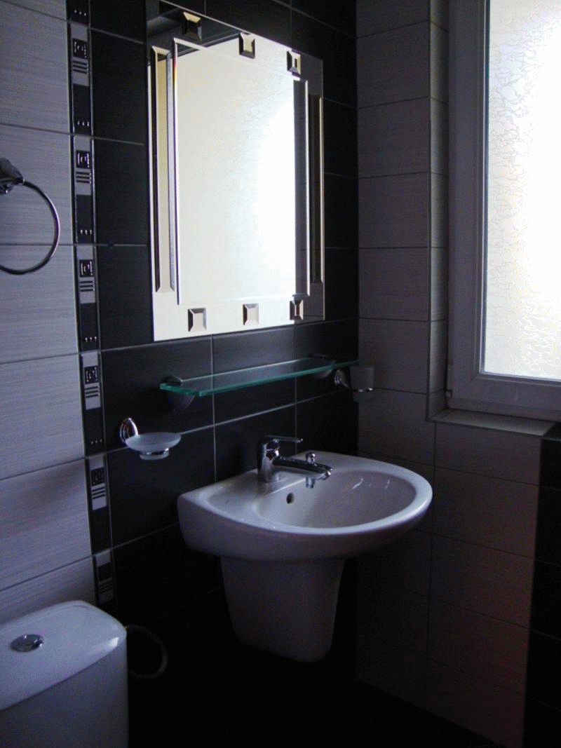 Отдава студио,Русе,Идеален център,ново.Лукс,пълно обзавеждане.Климатик