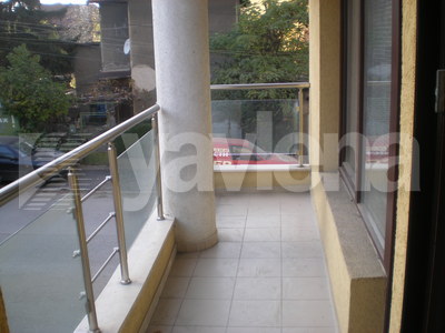 двустаен, София