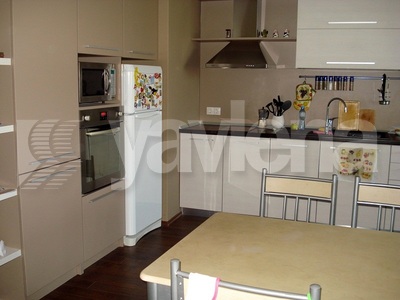 тристаен, София