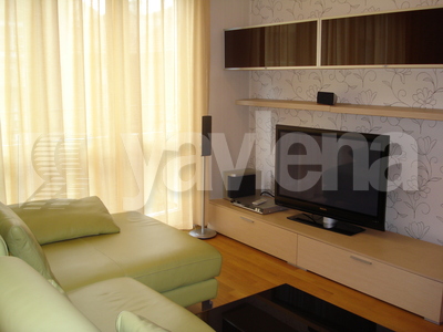 двустаен, София