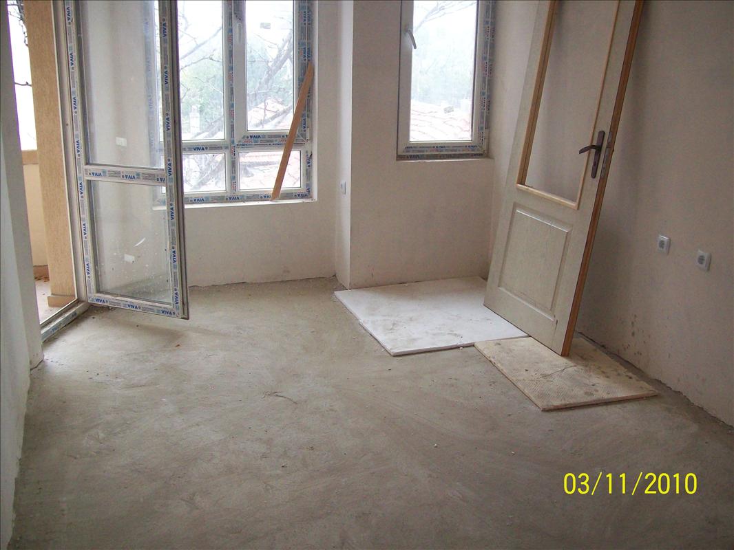 Двустаен апартамент, 47кв.м., ш.център, 29600Е