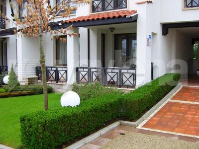 двустаен, Лозенец