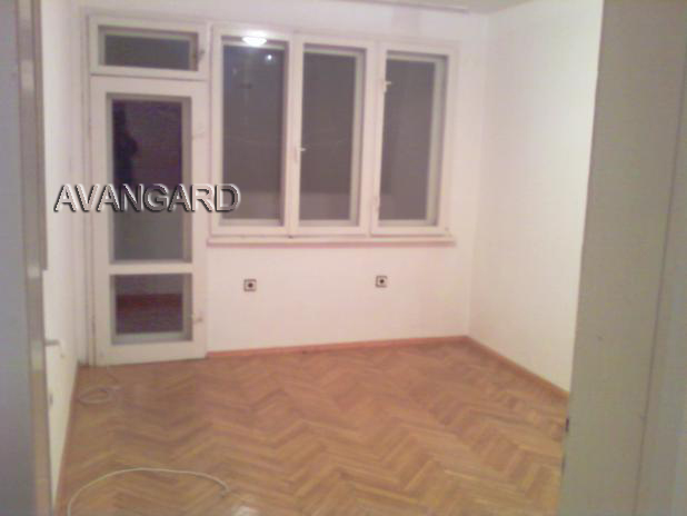 Продава тристаен апартамент във Варна, ЛК Тракия