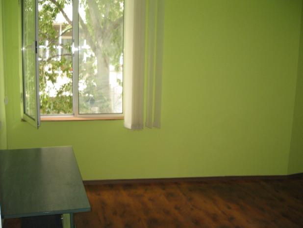 ProRent.bg Ви предлага под наем офис, разположен в идеалния център на гр. Варна.