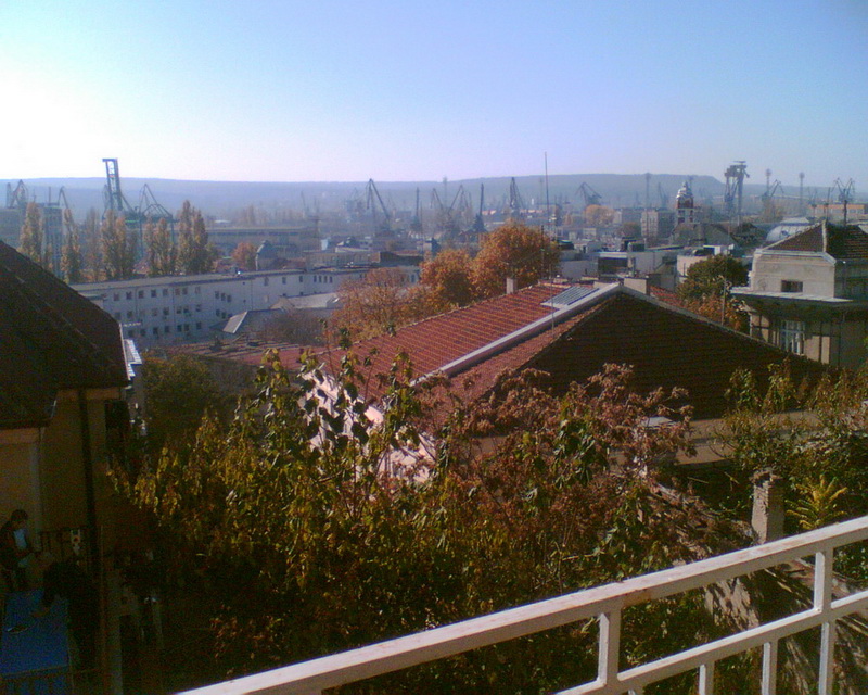 ВАРНА,Гръцката махала,лукс апартамент под наем