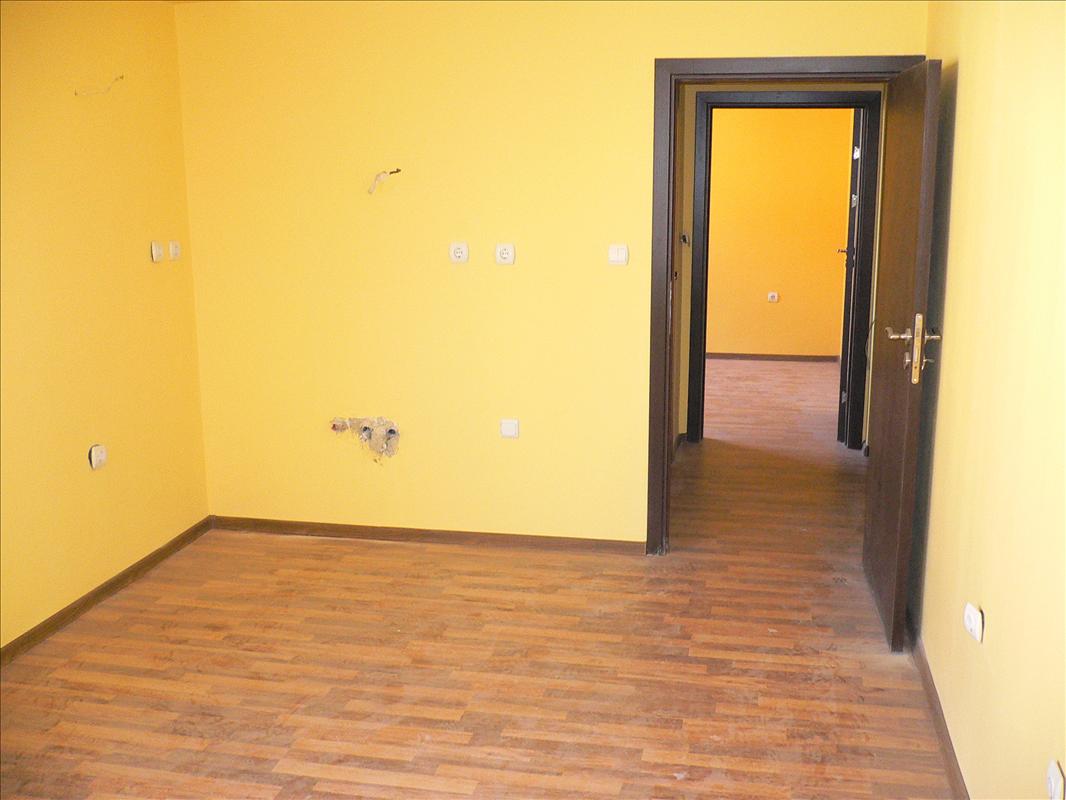 BP Invest предлага за продажба двустаен апартамент в кв. Трошево, в непосредствена близост до МОЛ Варна.