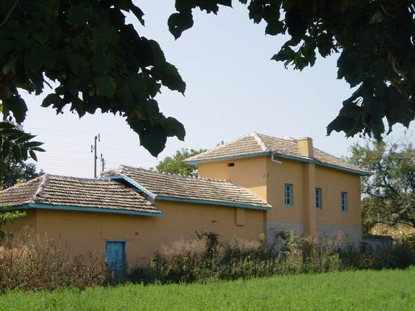 Renovated Bulgarian Farm in Kostandenets. Region Razgrad Ruse Veliko Tarnovo