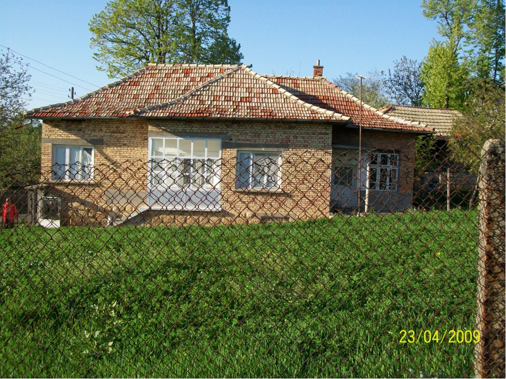 Sell hause in the village of Mogilino, Rousse