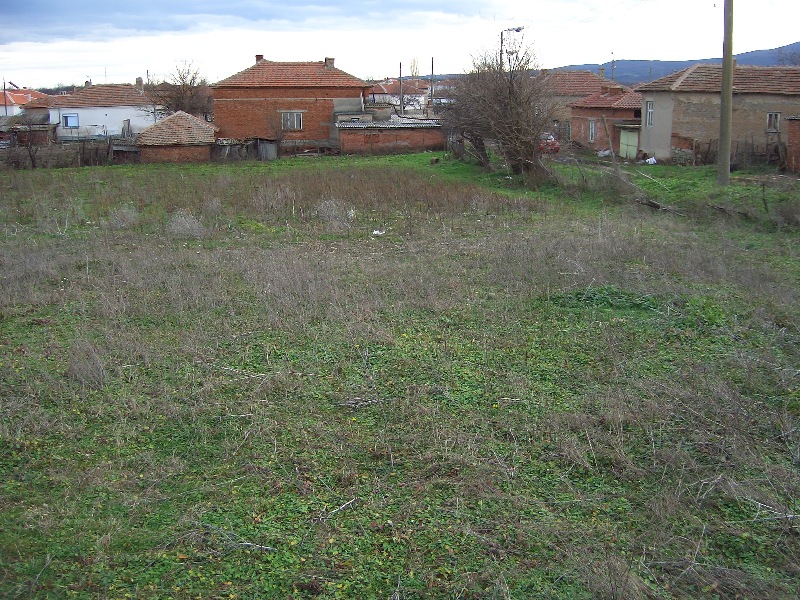 Урегулиран парцел на 11 км от Свиленград / Regulated plot of land near Svilengrad