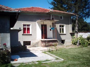 Продавам къща в Троянския балкан - 20 000 лева