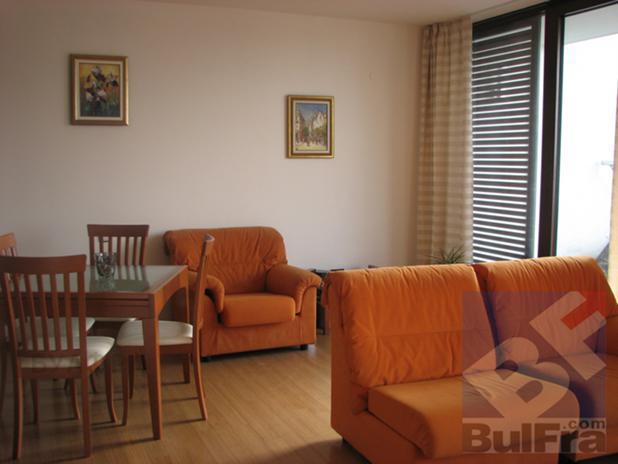 продава двустаен апартамент, кв.Хладилника, 93кв.м., 93000 EUR