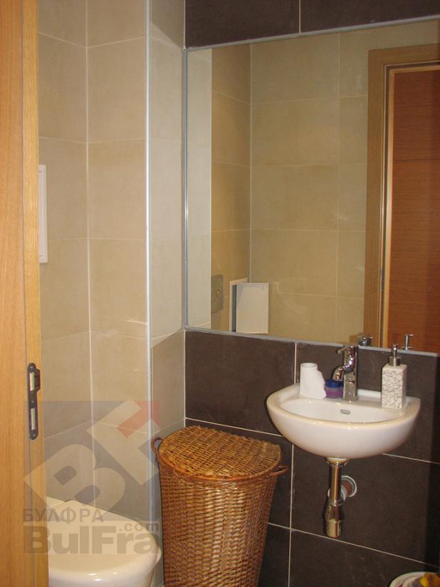 продава двустаен апартамент, кв.Хладилника, 93кв.м., 93000 EUR