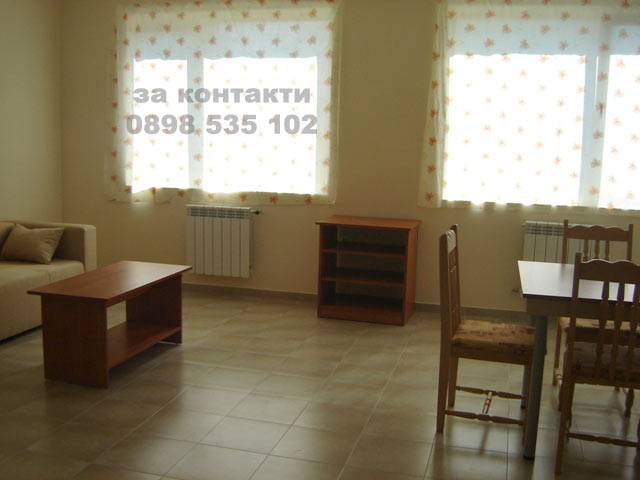 Тих слънчев и уютен тристаен апартамент в Овча купел 1 се дава под наем.