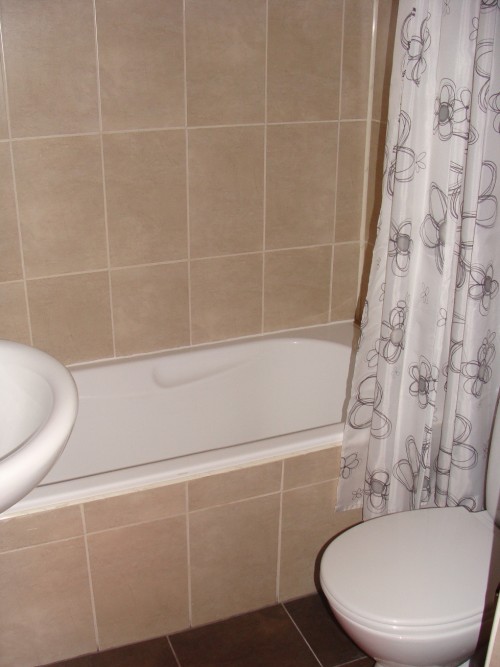 ПОД НАЕМ ТРИСТАЕН АПАРТАМЕНТ 
град София, Лозенец