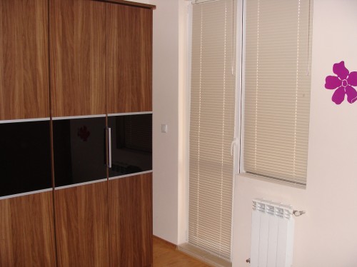 ПОД НАЕМ ТРИСТАЕН АПАРТАМЕНТ 
град София, Лозенец