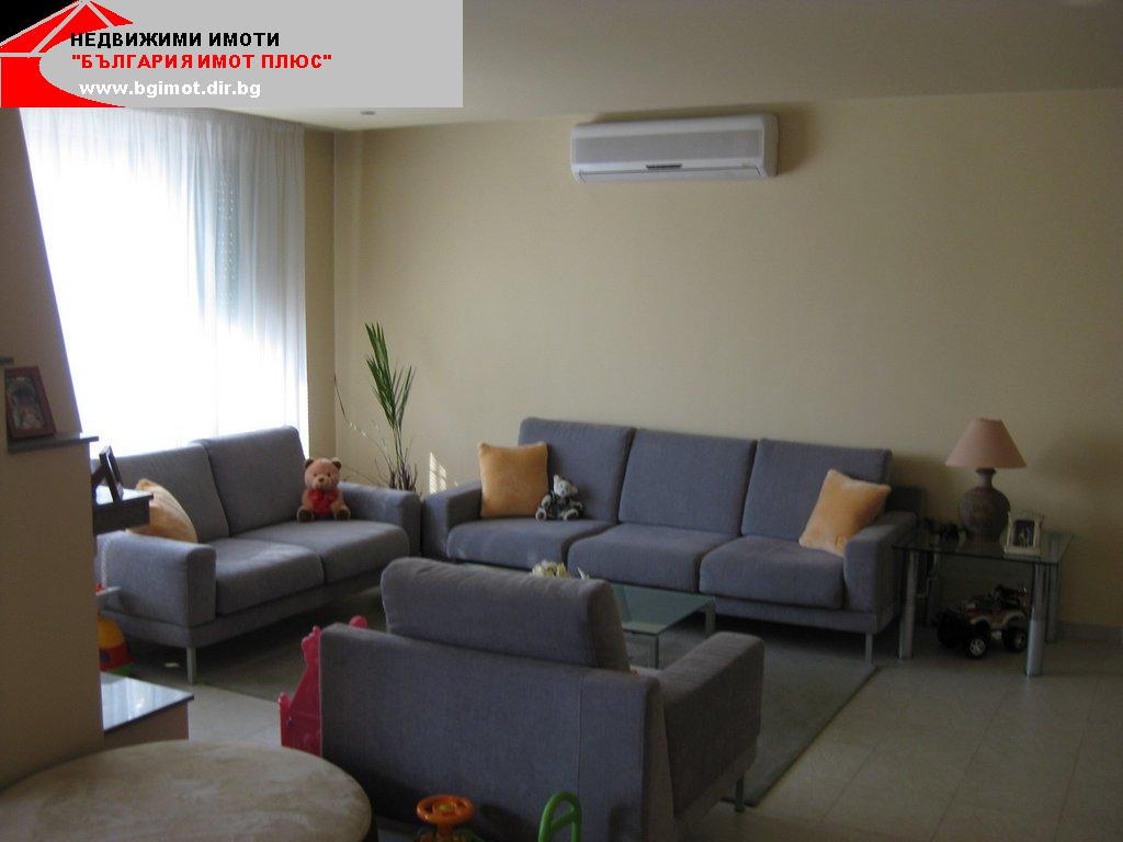 ПРОДАВА 3СТАЕН КНЯЖЕВО ОБЗАВЕДЕН ЛУКСОЗЕН ИМОТ 98000Е