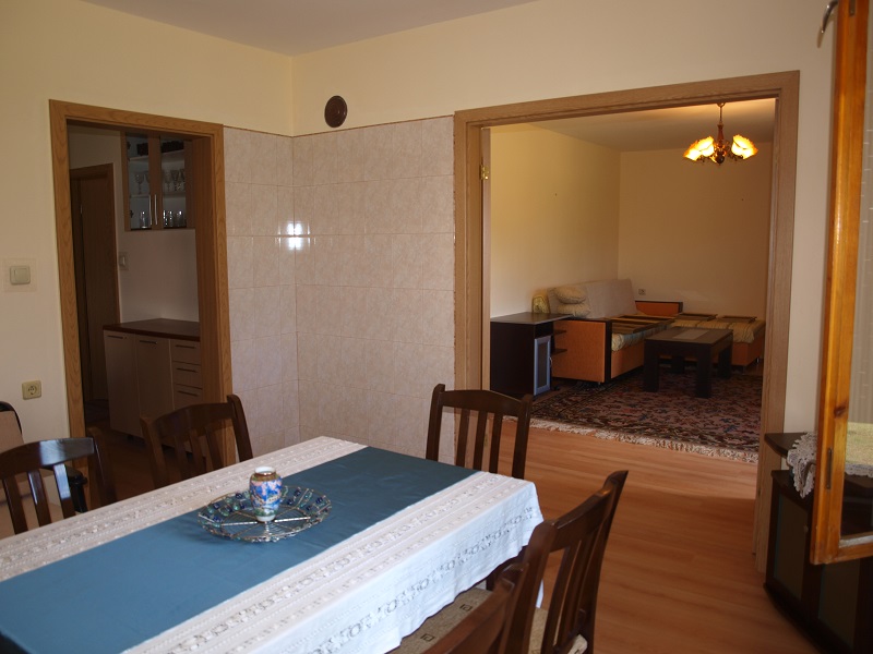 Новопостроена фамилна къща 150кв.м обл. Варна