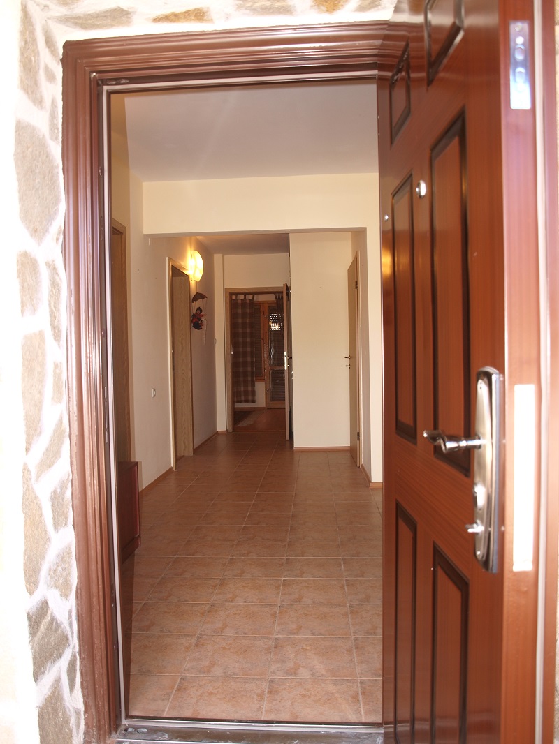 Новопостроена фамилна къща 150кв.м обл. Варна