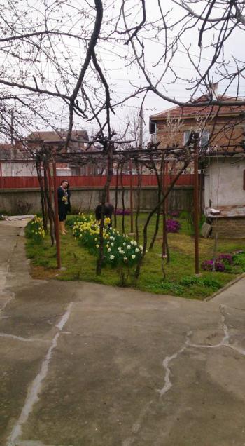Къща в Калугерово,на 18 км от Пазарджик в посока София