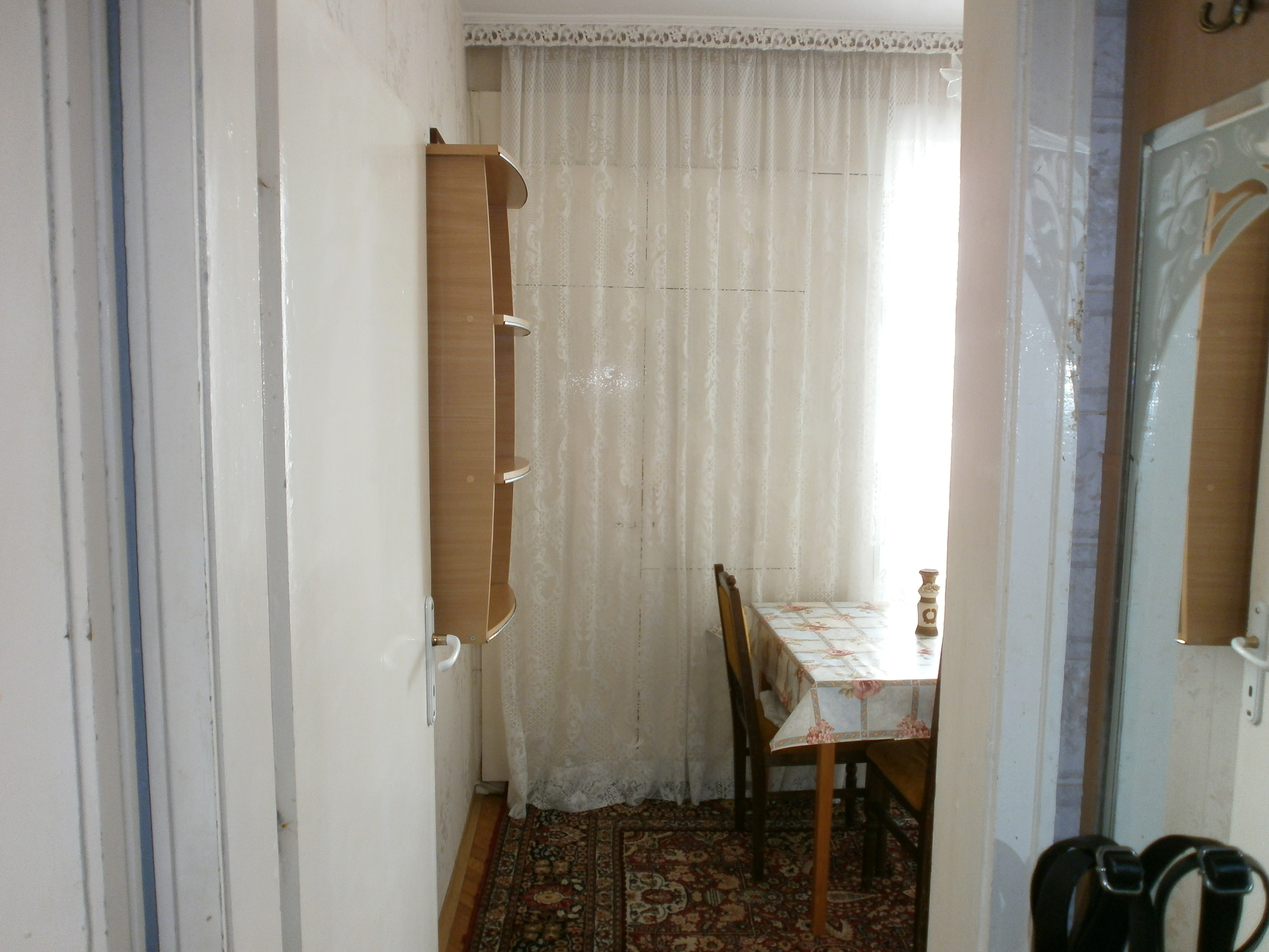 Под наем тристаен апартамент в Погребите, Варна - 175 EUR