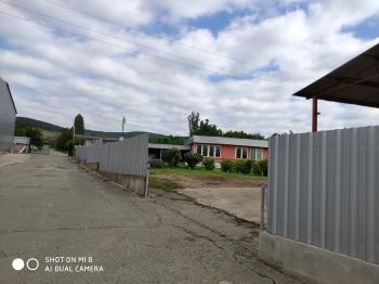 Продава промишлена база в село Хрищени, област Стара Загора - 850 000 EUR