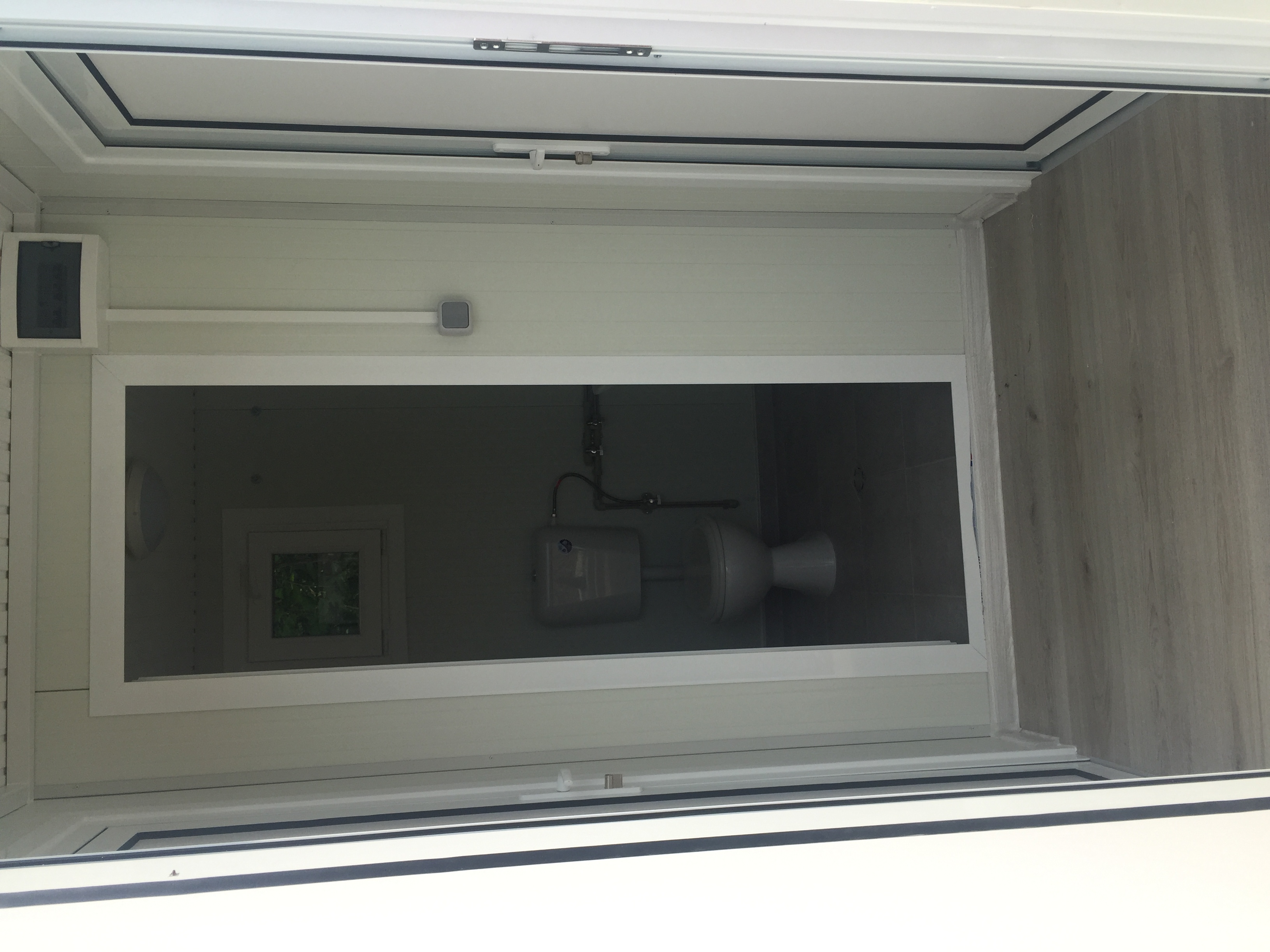 Под наем Стая в с. Казичене, област София