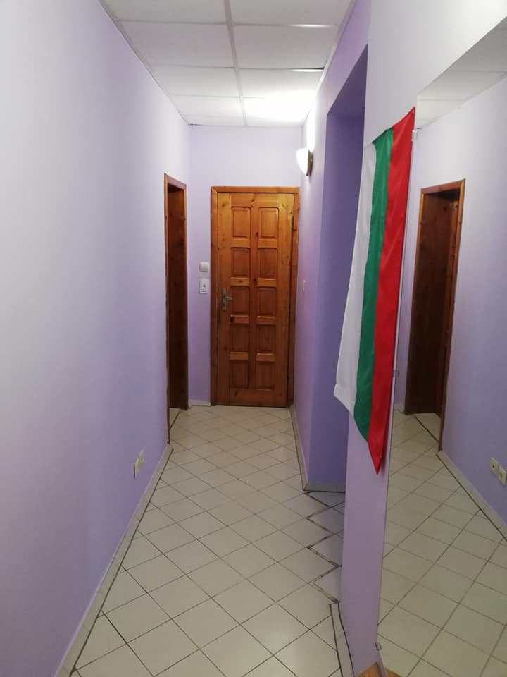 Продава Тристаен апартамент в Свищов, квартал Велешана (пазара), област Велико Търново