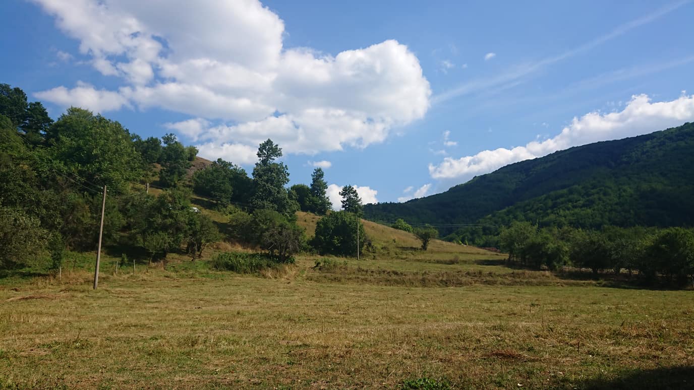 Продава Земеделска земя в село Ябланица, област София