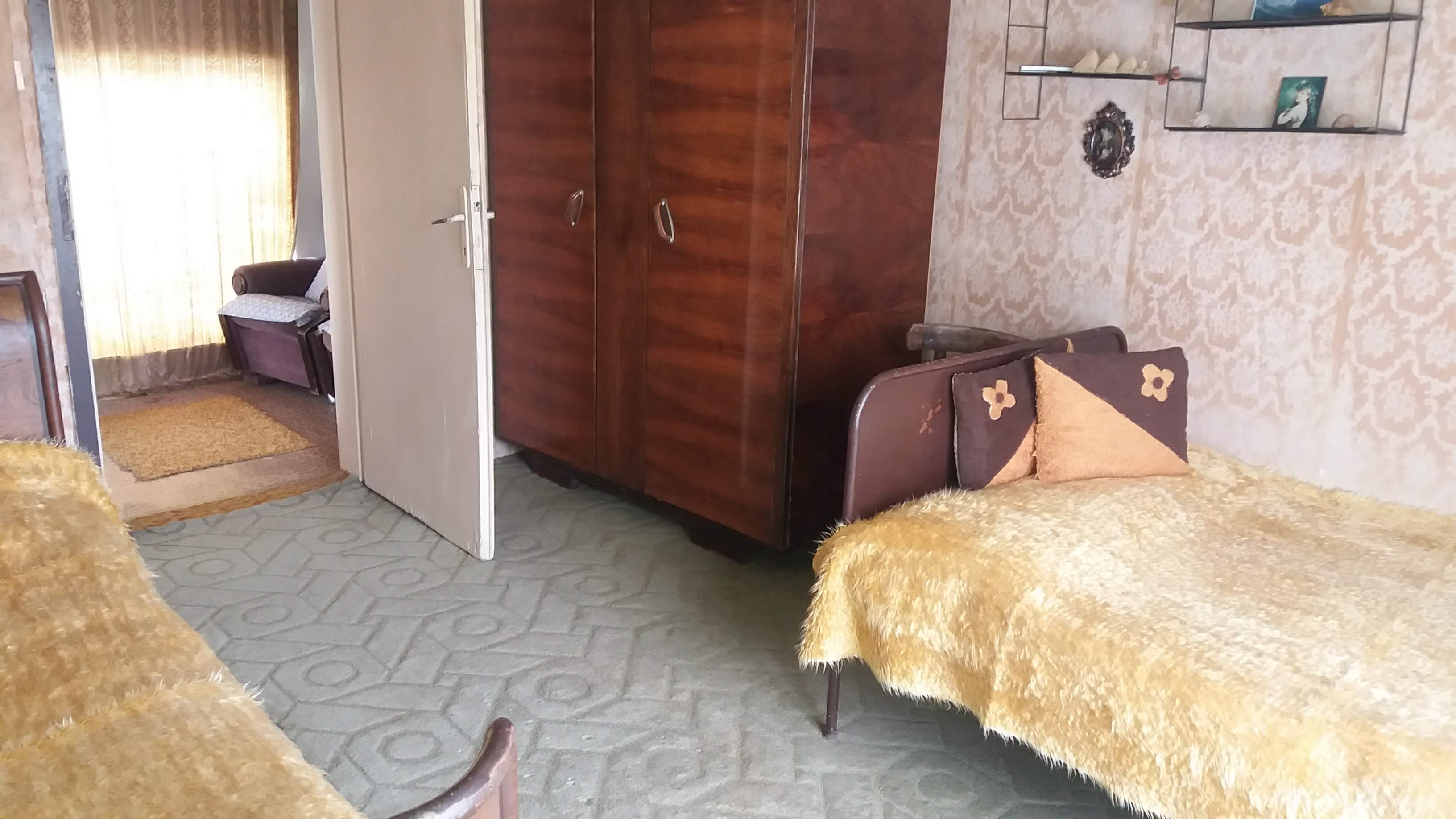 Продава Къща в село Сираково, област Хасково