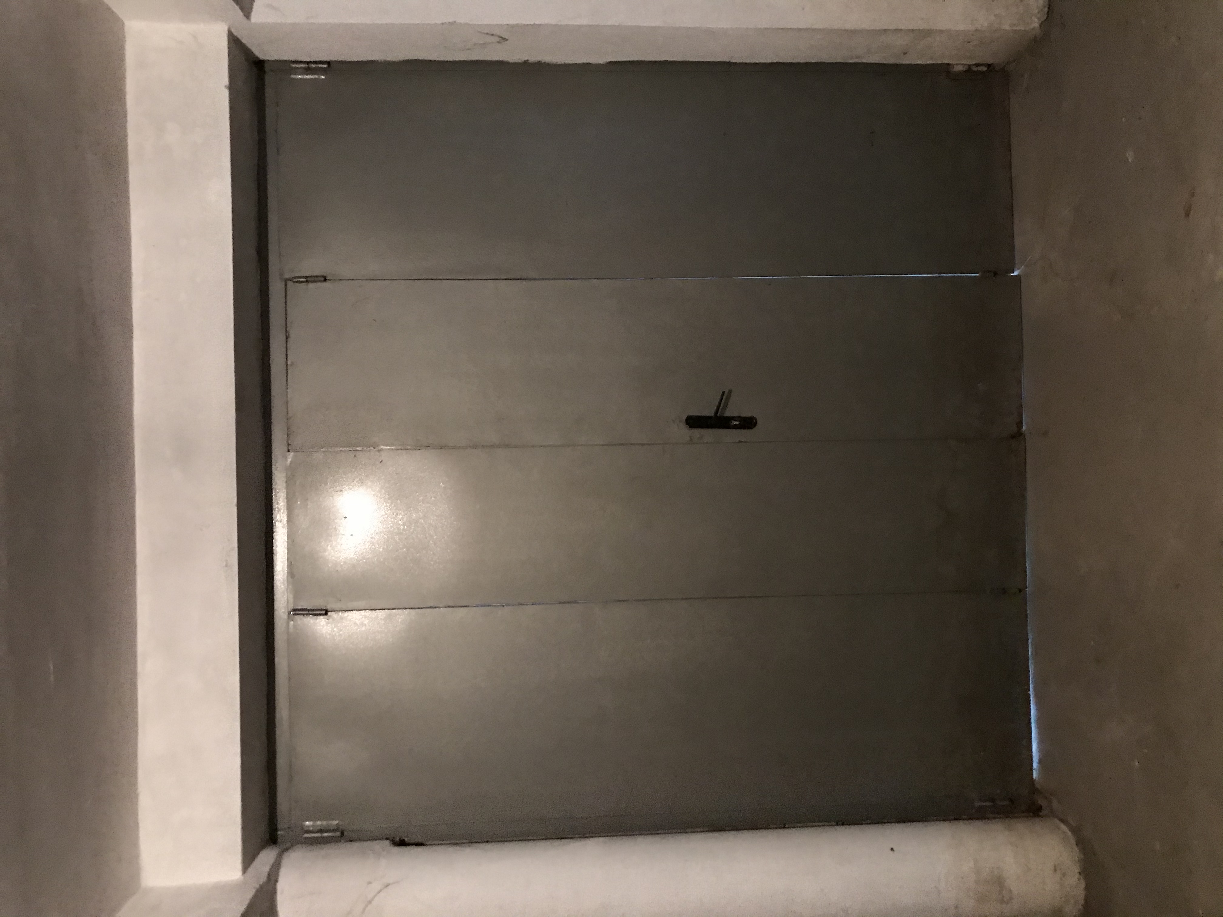 Дава под наем Гараж в Плевен, квартал център