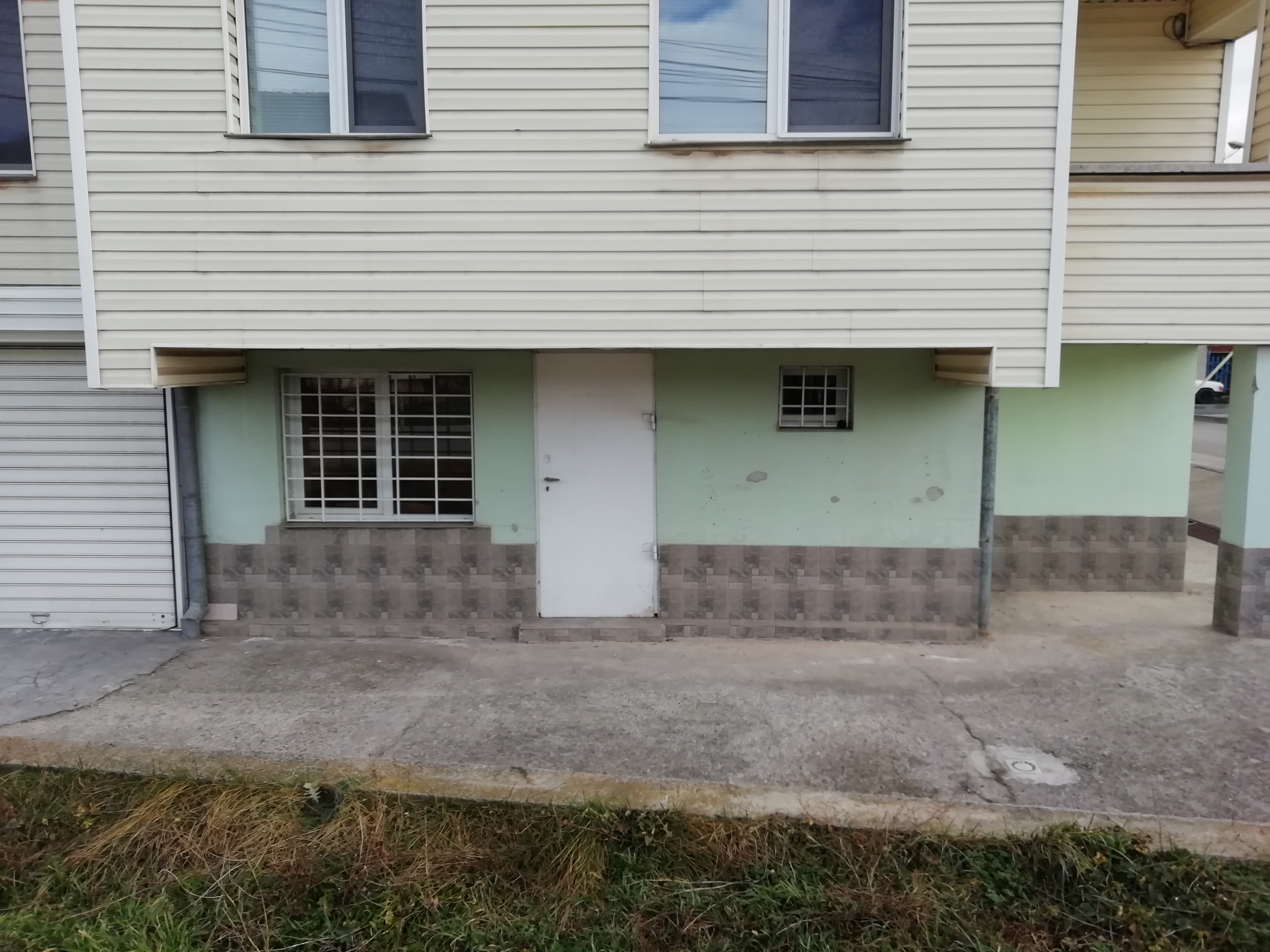 Дава под наем Сутерен, Мазе, Партер в Нови Искър, квартал Курило, област София - град