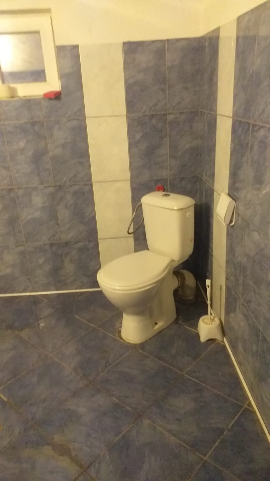 Продава Къща в Изворско, квартал Аксаково, област Варна