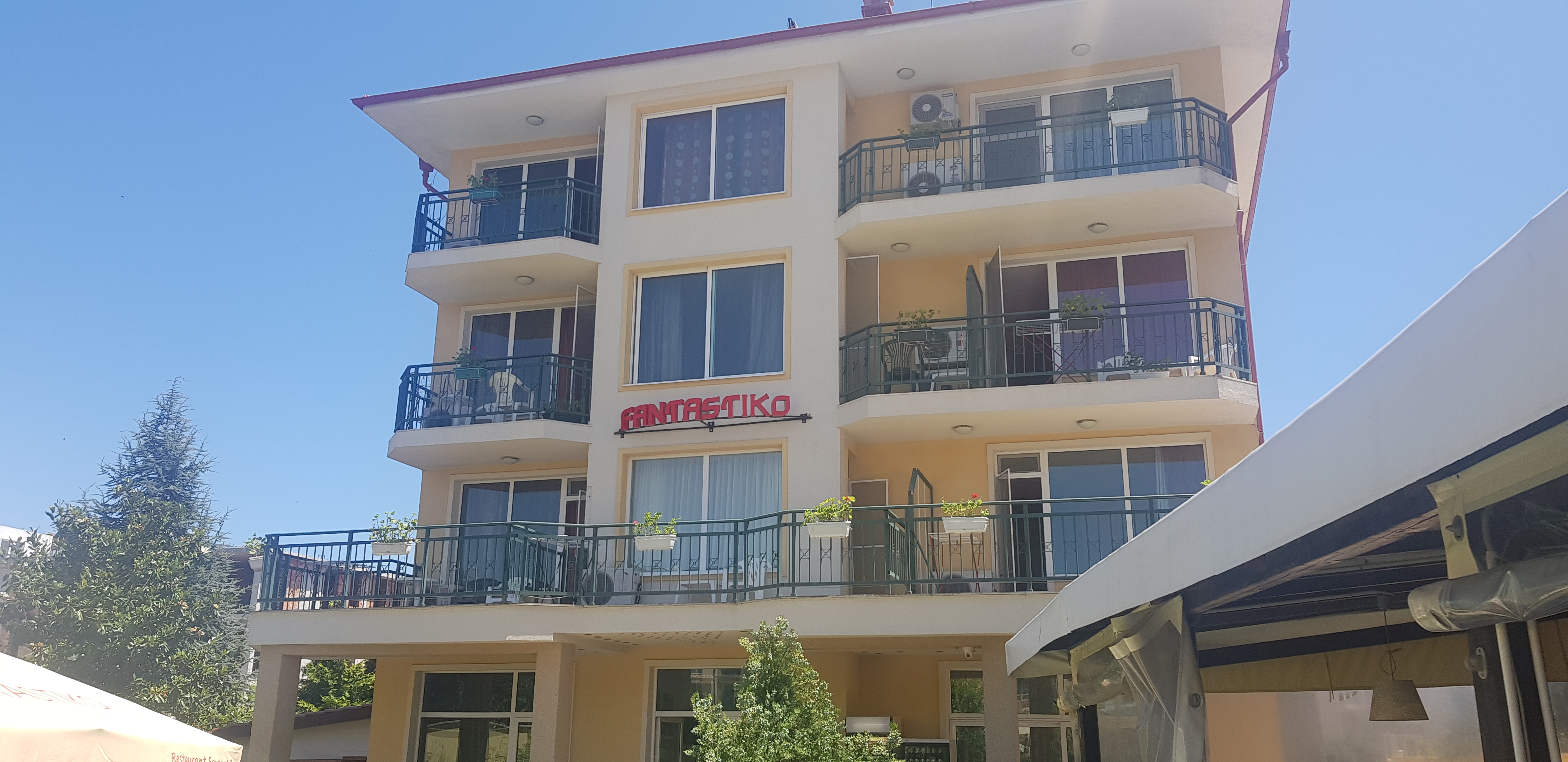 Дава под наем Хотел в Равда, област Бургас