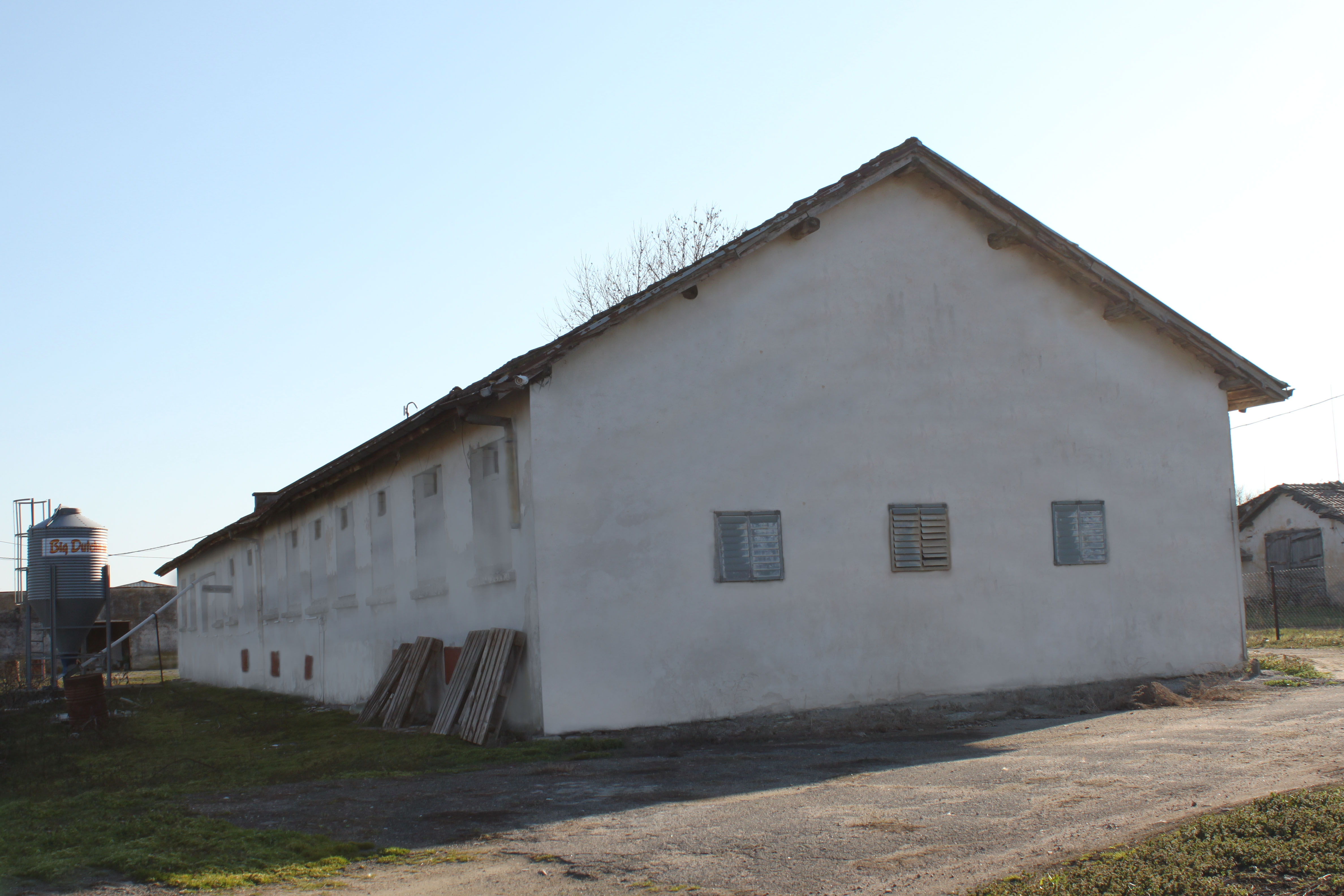 Продава Промишлен имот в село Стрелец, област Стара Загора