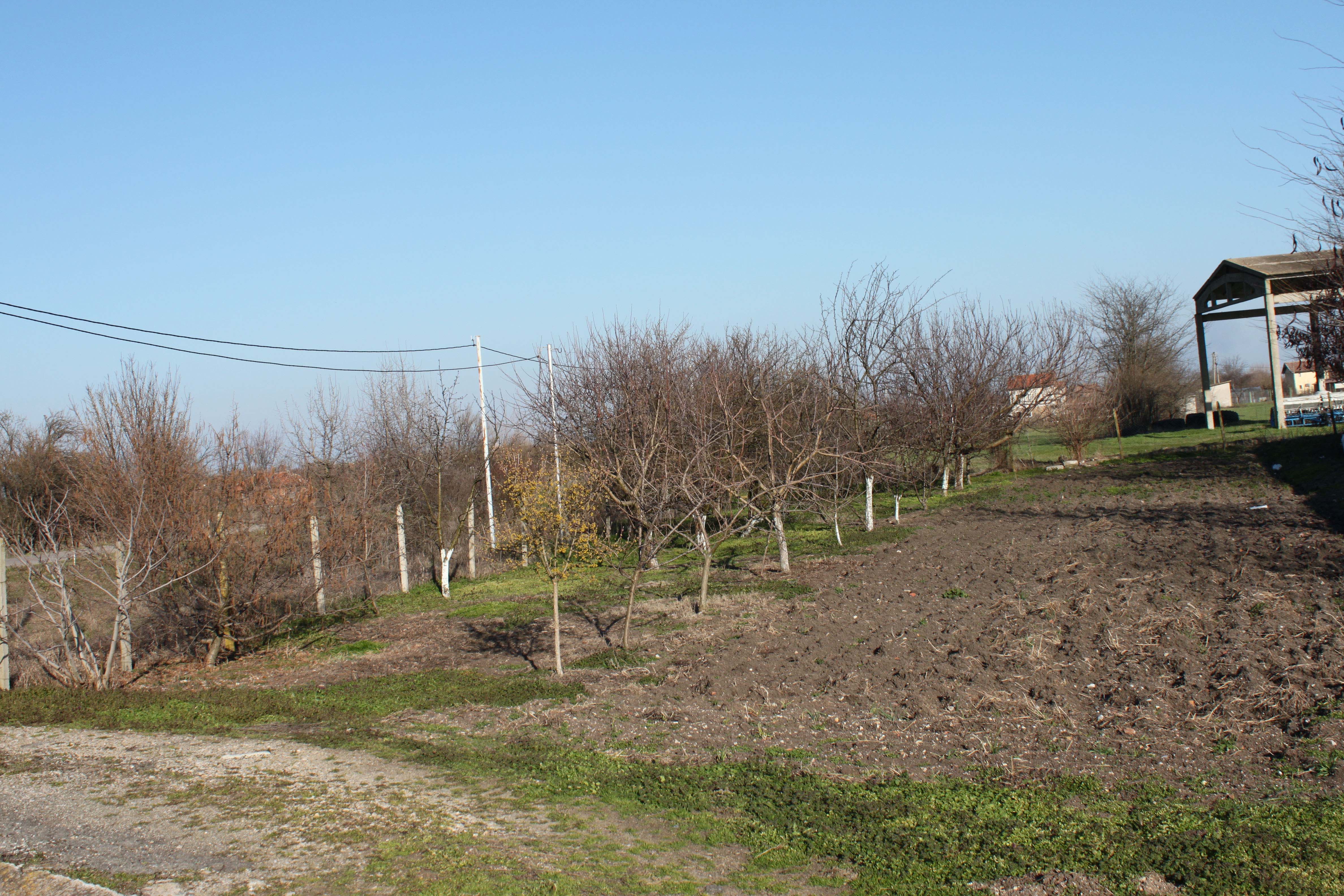 Продава Промишлен имот в село Стрелец, област Стара Загора