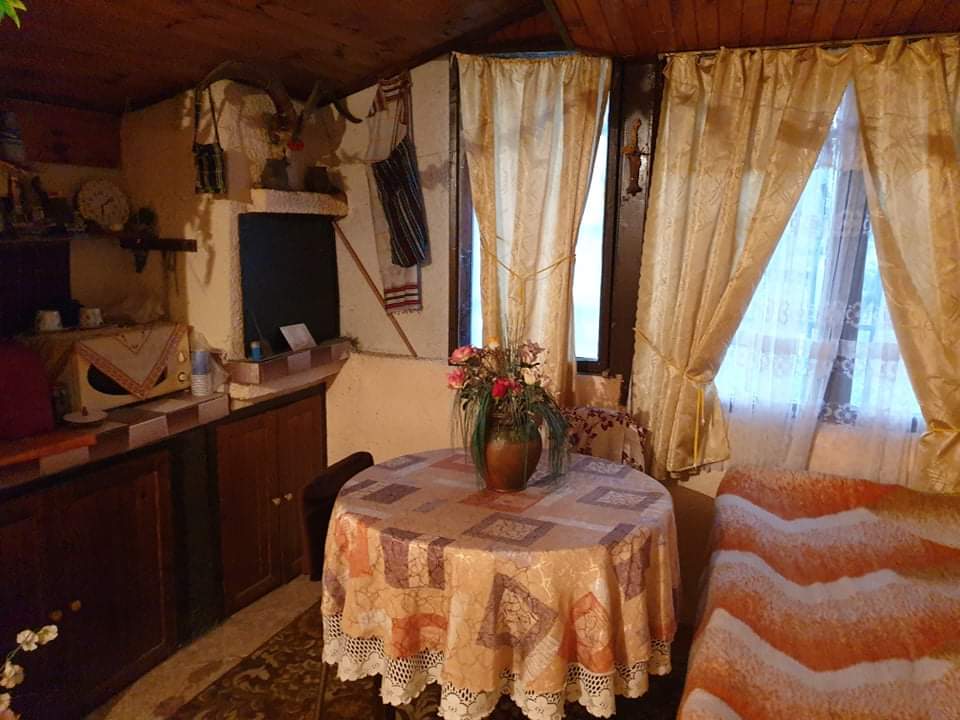 Продава Къща в село Дебелт, област Бургас