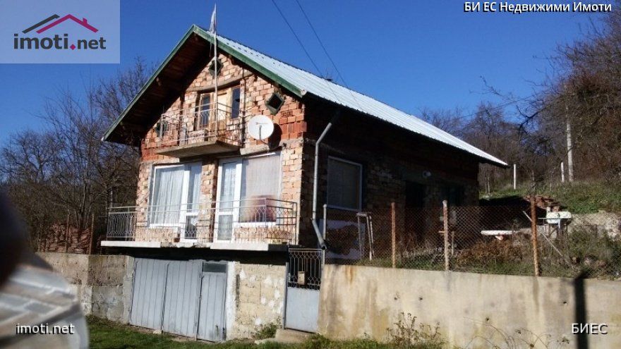 Продава Къща в Габров дол, квартал Вилната зона, област Земен