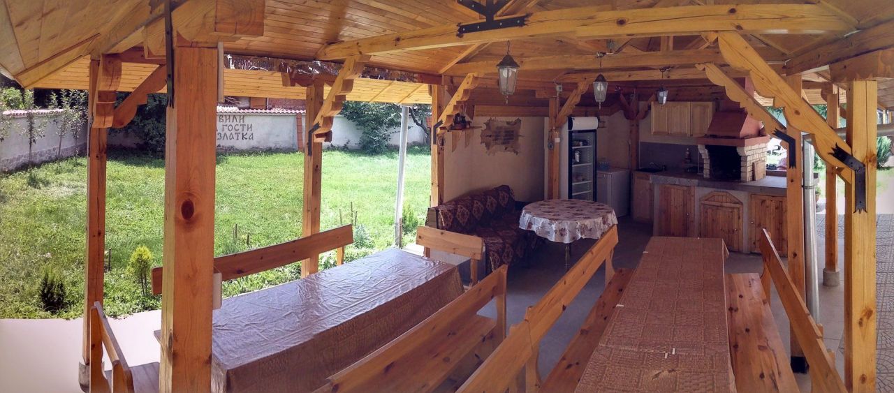 Продава Къща в село Искрец, област София