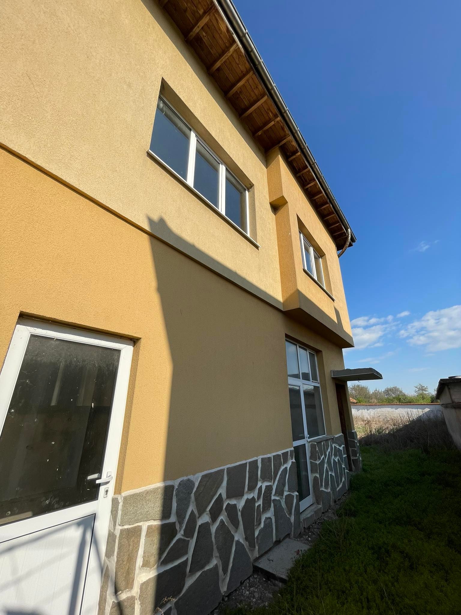 Продава Къща в село Мало Конаре, област Пазарджик
