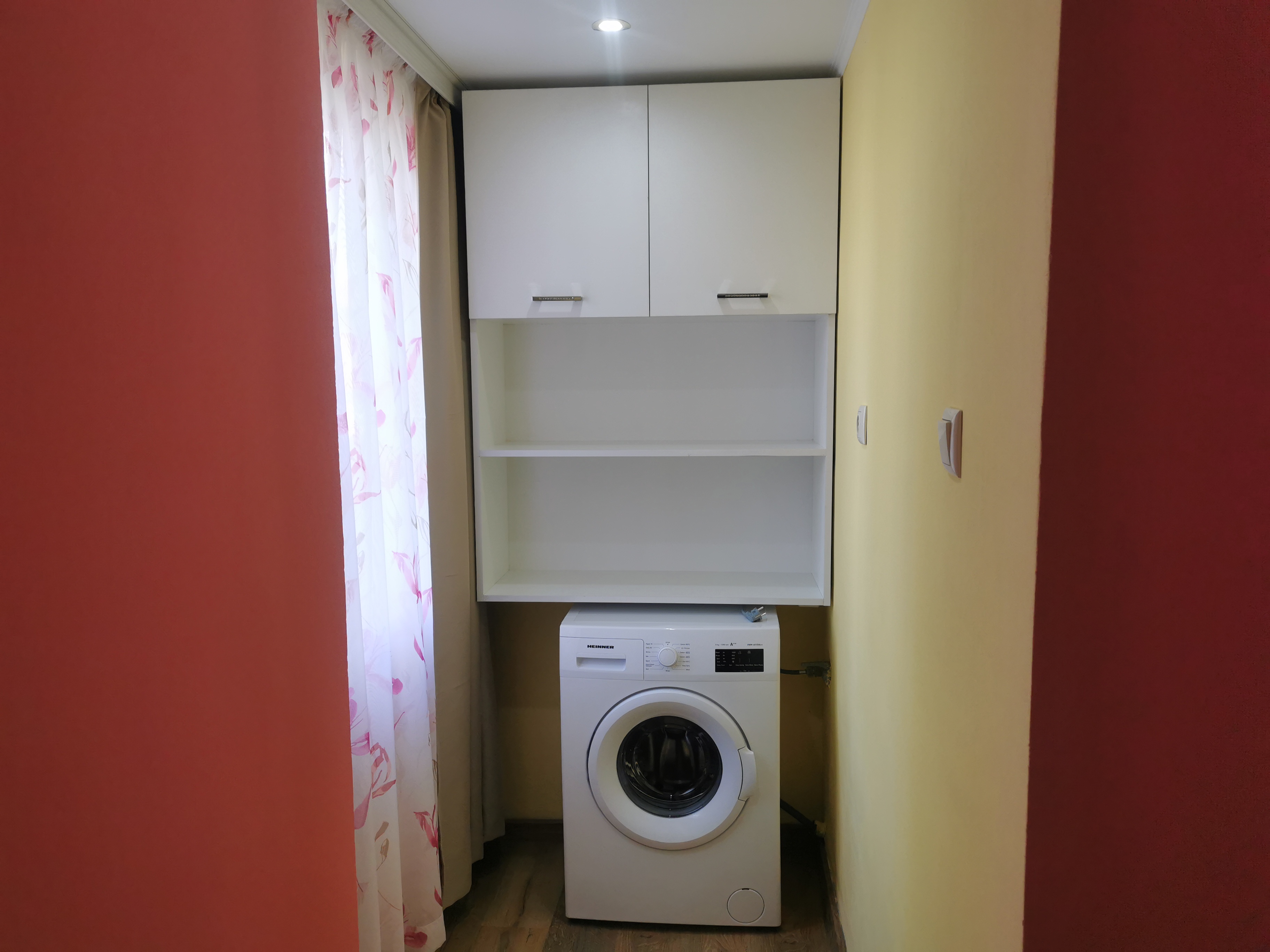 Продава Двустаен апартамент в Костенец, квартал Център, област област Софийска