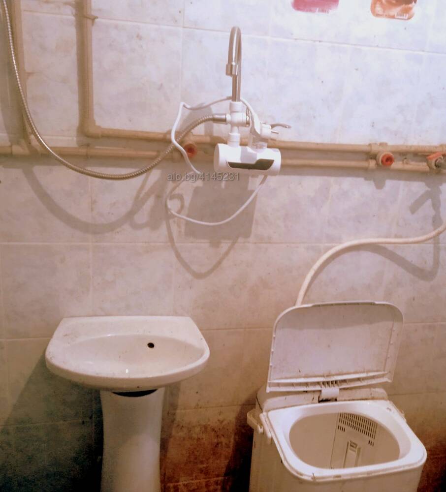 Продава Къща в село ГАБРОВДОЛ, област ПЕРНИК