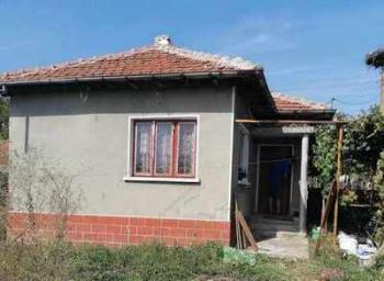 Продава Къща в село Изворово, област Търговище