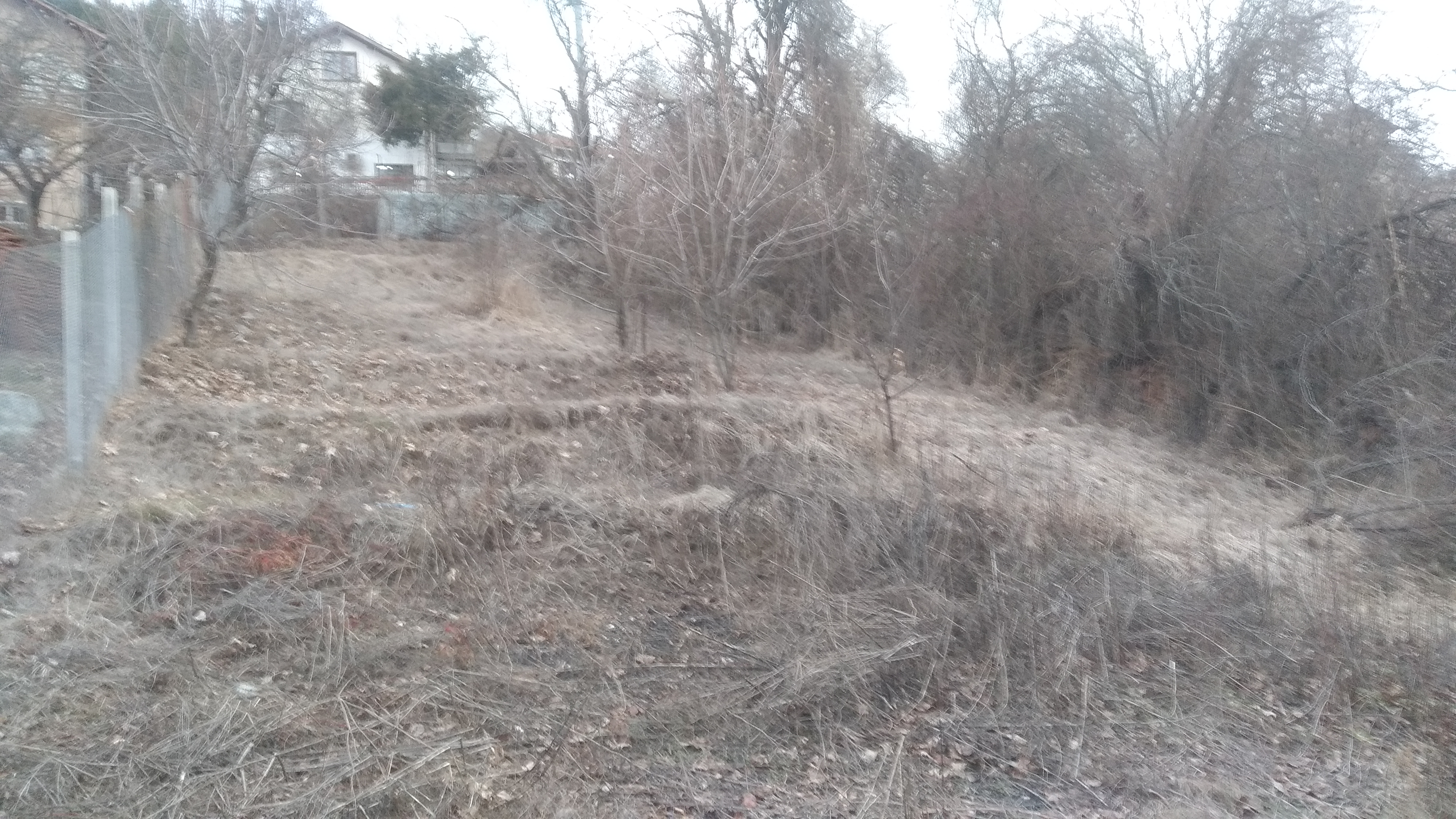 Продава Парцел в село Брезе, област Софийска