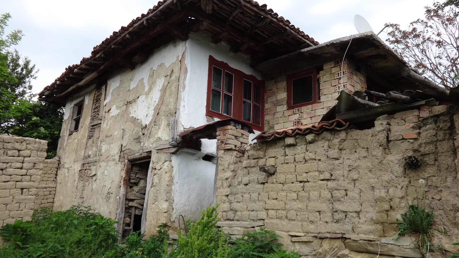 Продава Гараж в село Комунари, област Варна