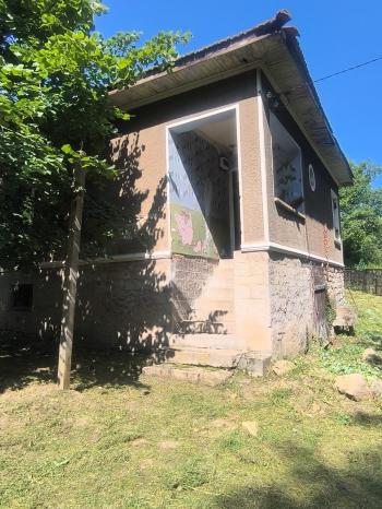 Продава House в Vrattsa (formerly Mirovo), област Kyustendil