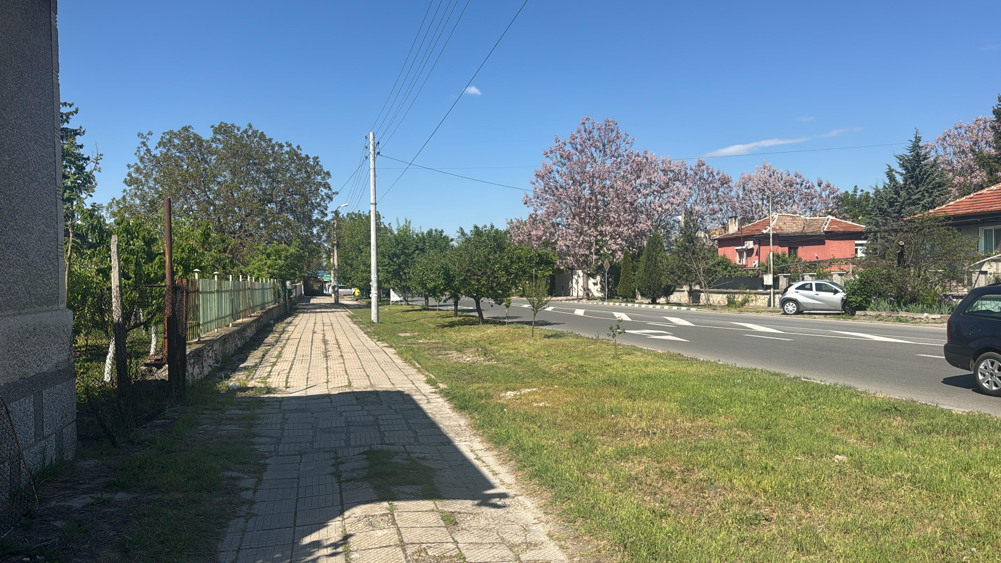 Продава Къща в Главиница, квартал Пазарджик, област Пазарджик